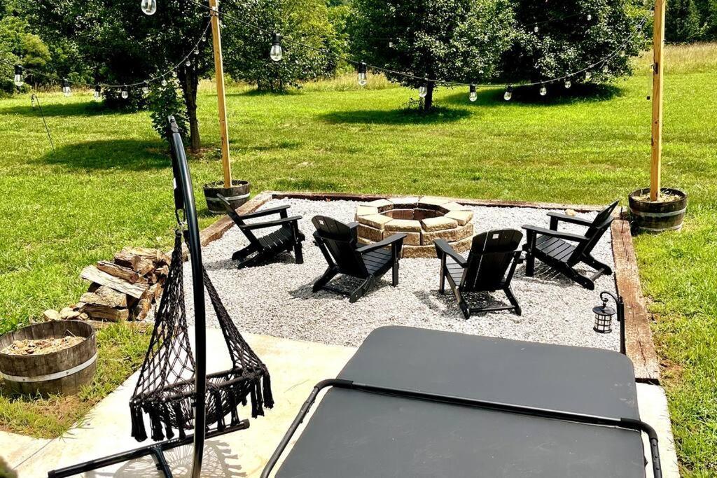 #4 Kentucky Bourbon Trail Bourbon Barrel Cottages Lawrenceburg ภายนอก รูปภาพ